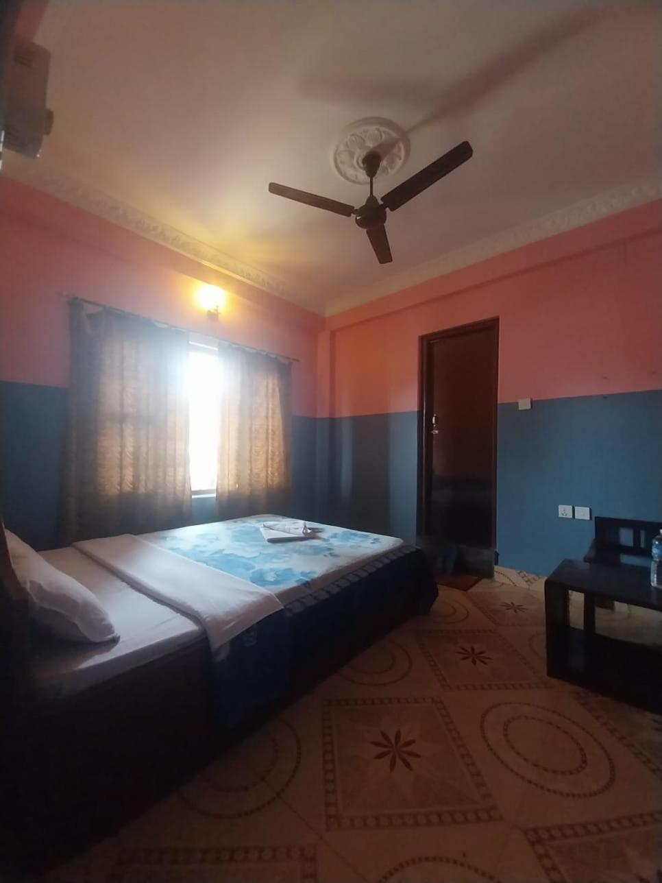 Krishna Inn Ποκάρα Εξωτερικό φωτογραφία